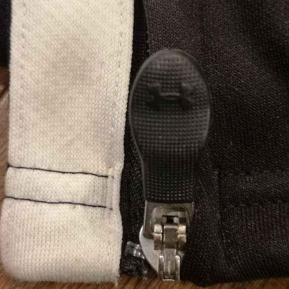 Under Armour boys training sports pants. Black. Size youth Small - Picture 10 of 11